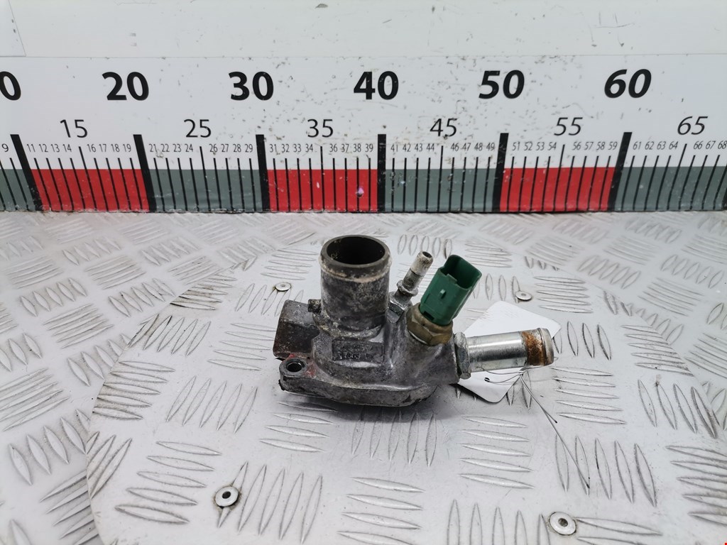 Корпус термостата FIAT Grande Punto 2005-2009