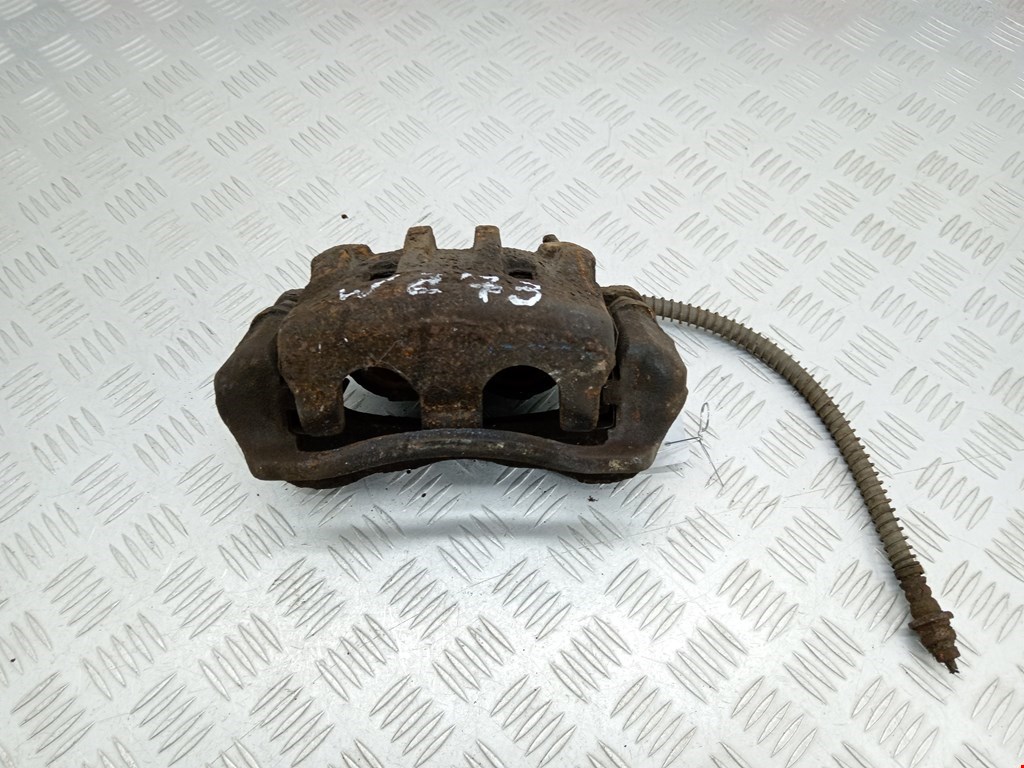 Суппорт передний левый SSANG YONG Rodius 2004-2013