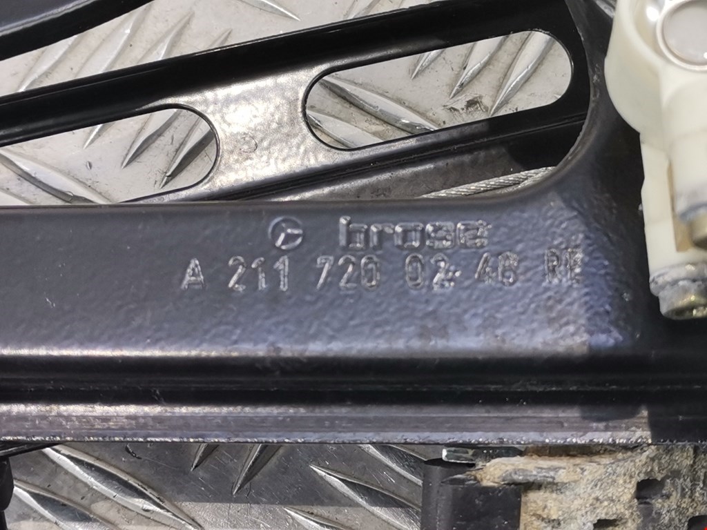 Стеклоподъемник передний правый MERCEDES-BENZ E-Class W211, S211 2002-2009
