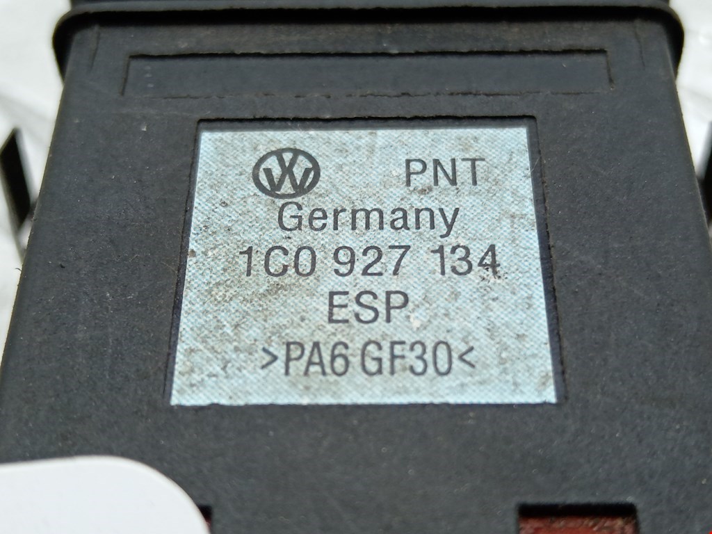 Кнопка антипробуксовочной системы VOLKSWAGEN Beetle A4 1998-2010