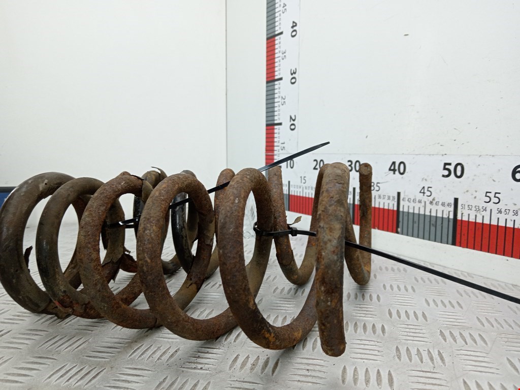 Пружина задняя левая/правая VOLVO XC90 2002-2014