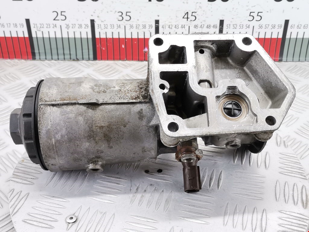 Корпус масляного фильтра AUDI A3 8P 2003-2013