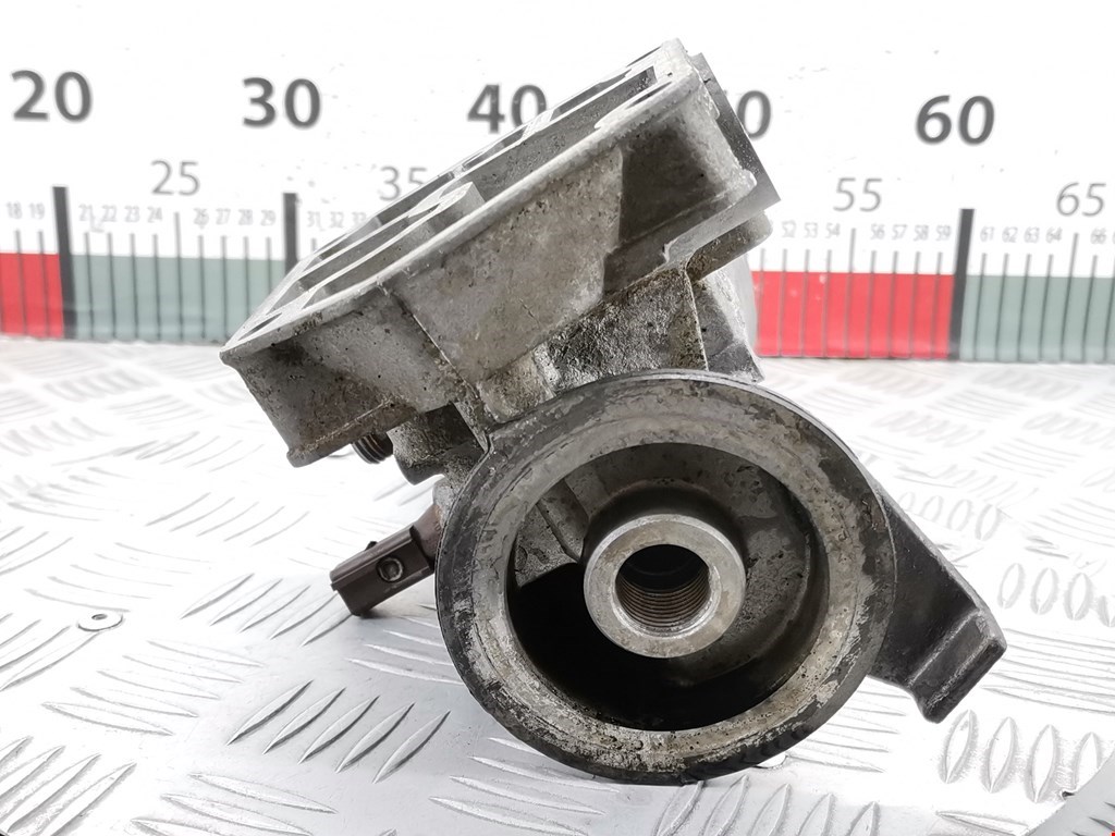 Корпус масляного фильтра AUDI A3 8P 2003-2013