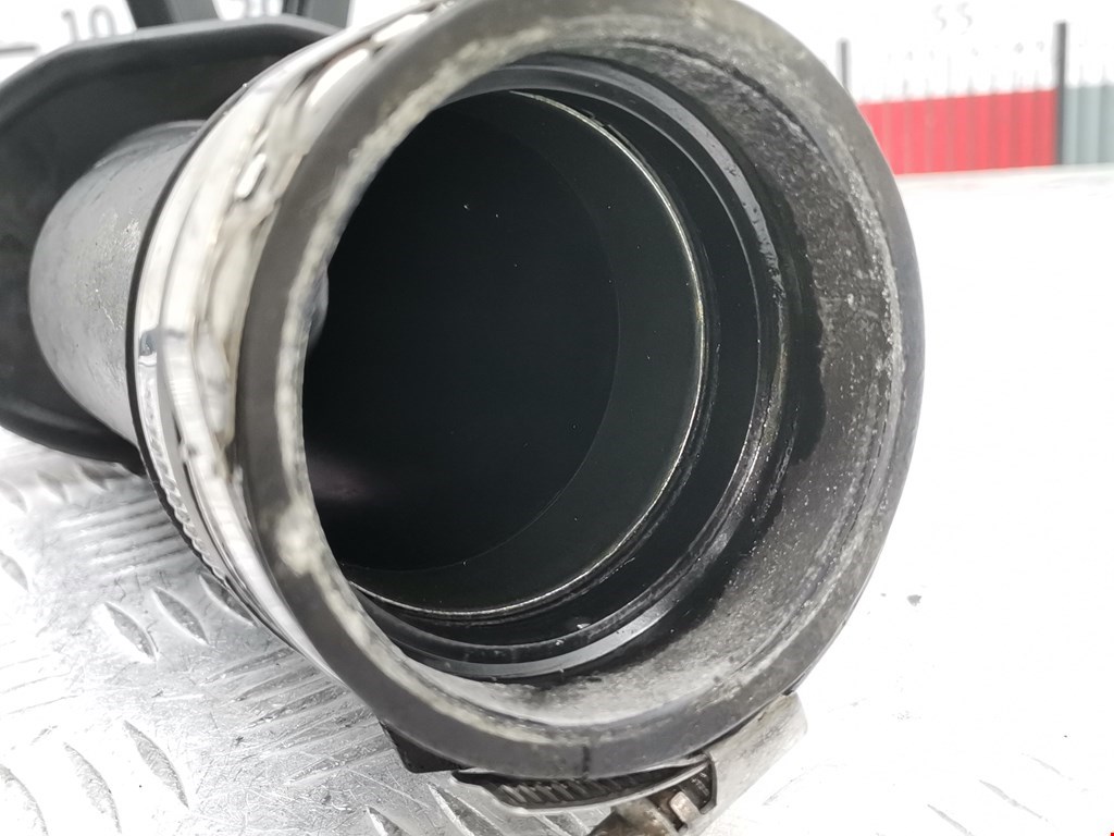 Патрубок интеркулера MERCEDES-BENZ C-Class C-klasse W204 2007-2015