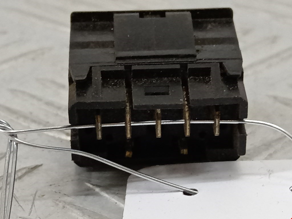 Кнопка стеклоподъемника CITROEN Xsara 1997-2000