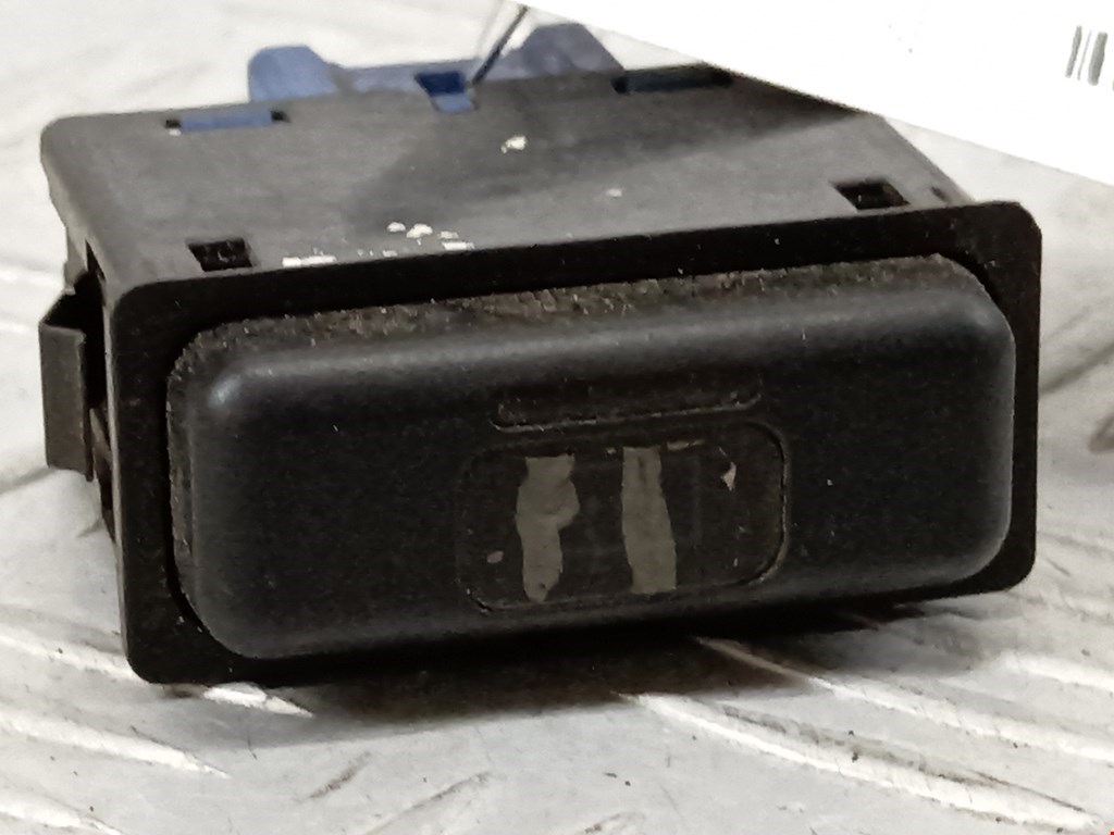 Кнопка подогрева (обогрева) заднего стекла Honda Accord 5 (1993-1998)