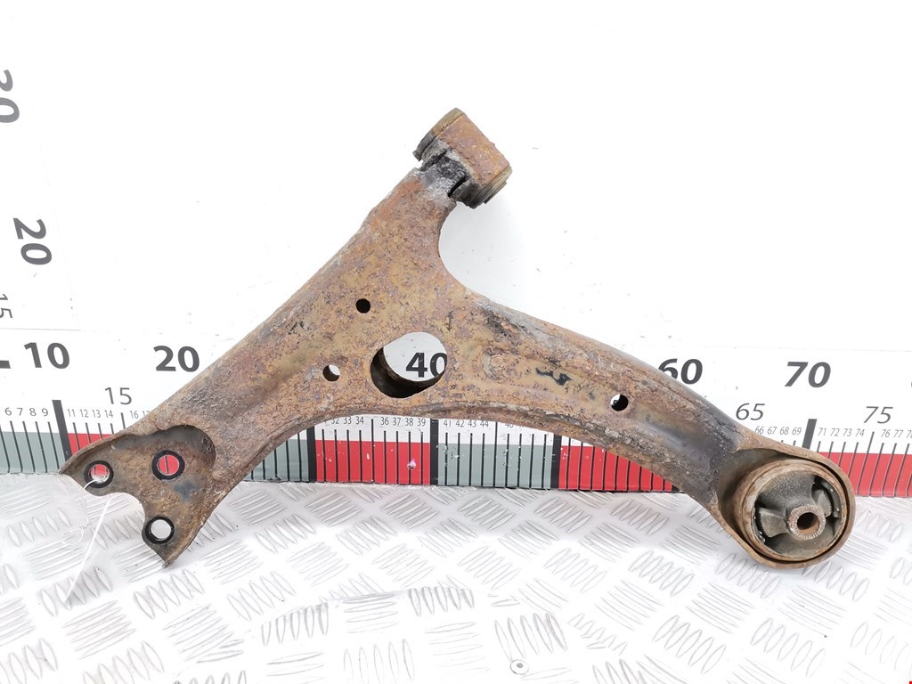 Рычаг передний правый TOYOTA Prius II XW20 2003-2012