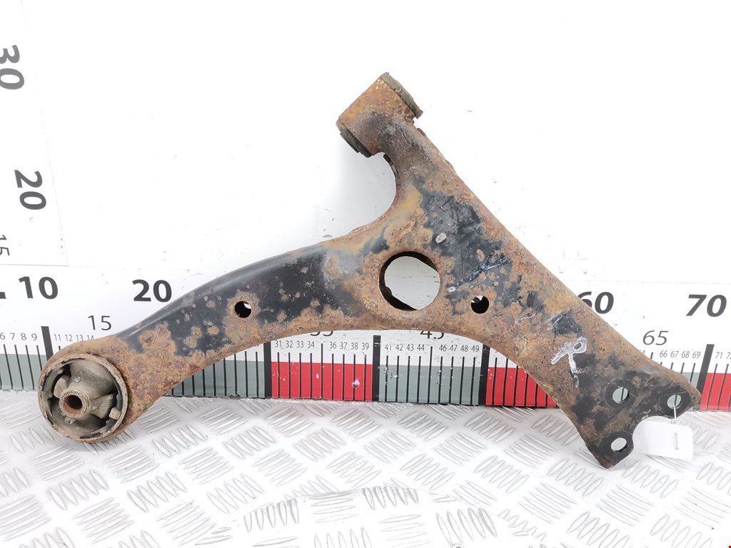 Рычаг передний правый TOYOTA Prius II XW20 2003-2012