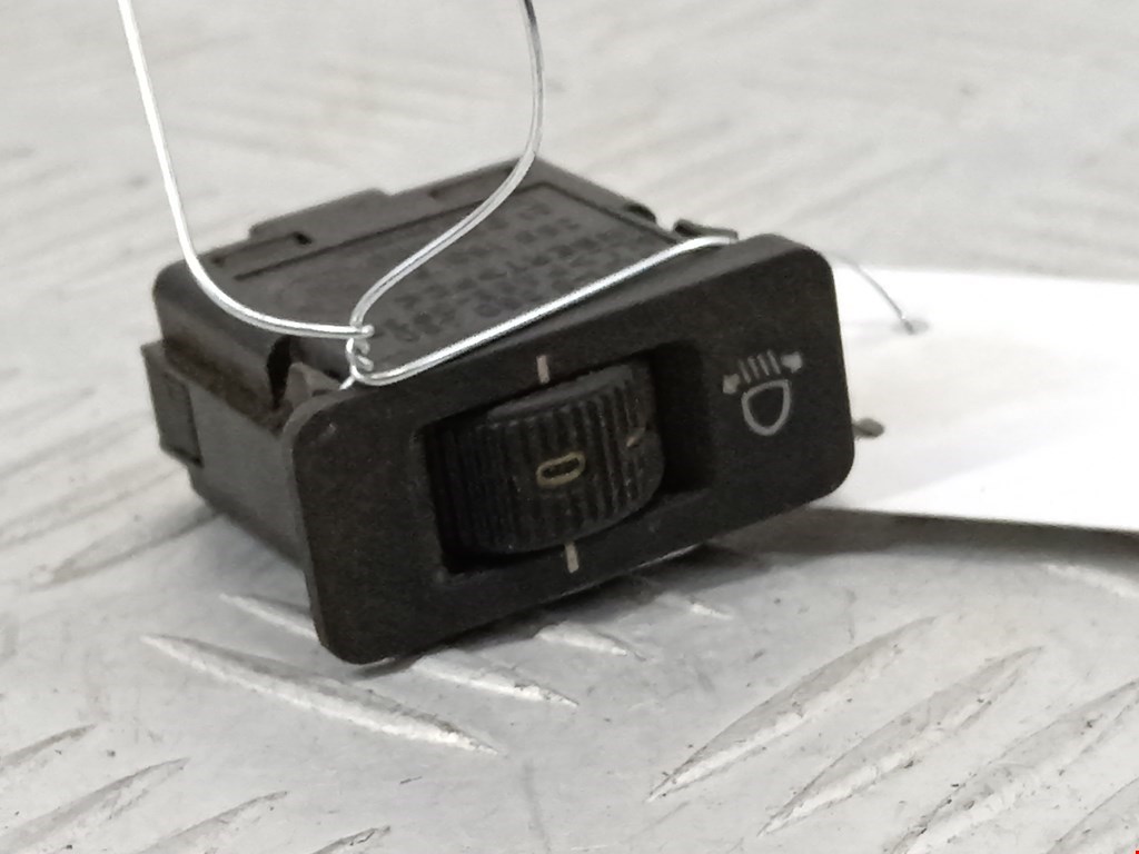 Кнопка корректора фар Mini Cooper Hatch 1 (R50) (2000-2006)