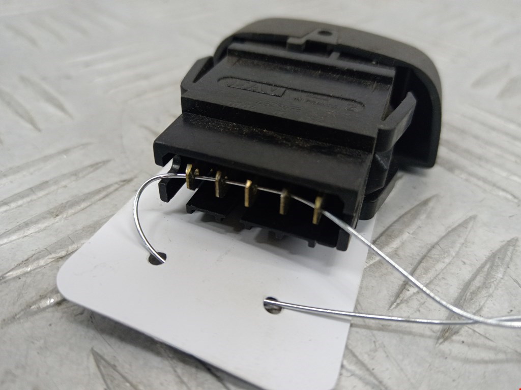 Кнопка центрального замка RENAULT Scenic I 1996-2003