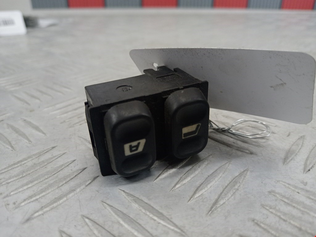 Блок управления стеклоподъемниками CITROEN Xsara 1997-2000