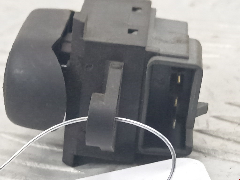 Кнопка центрального замка CHRYSLER PT Cruser 2000-2010