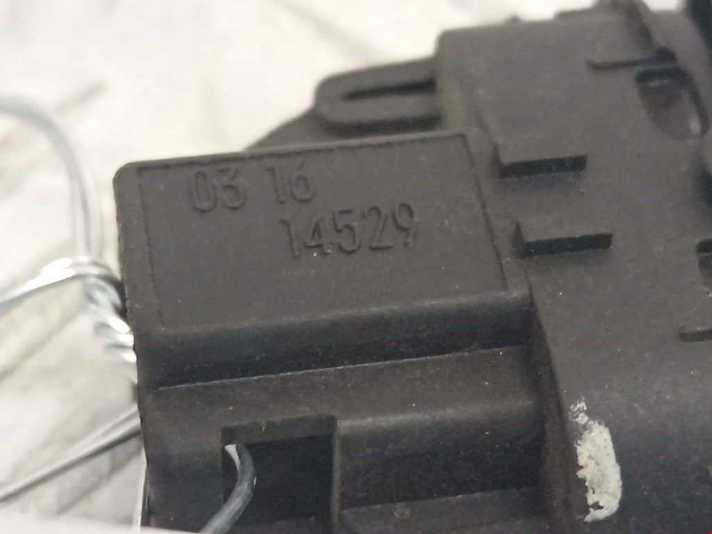 Кнопка стеклоподъемника FORD Mondeo III 2000-2007