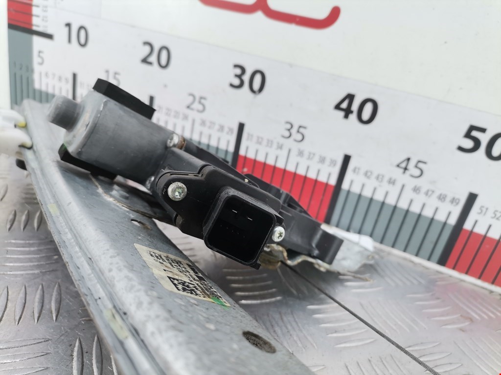 Стеклоподъемник задний левый OPEL Meriva B 2010-2018