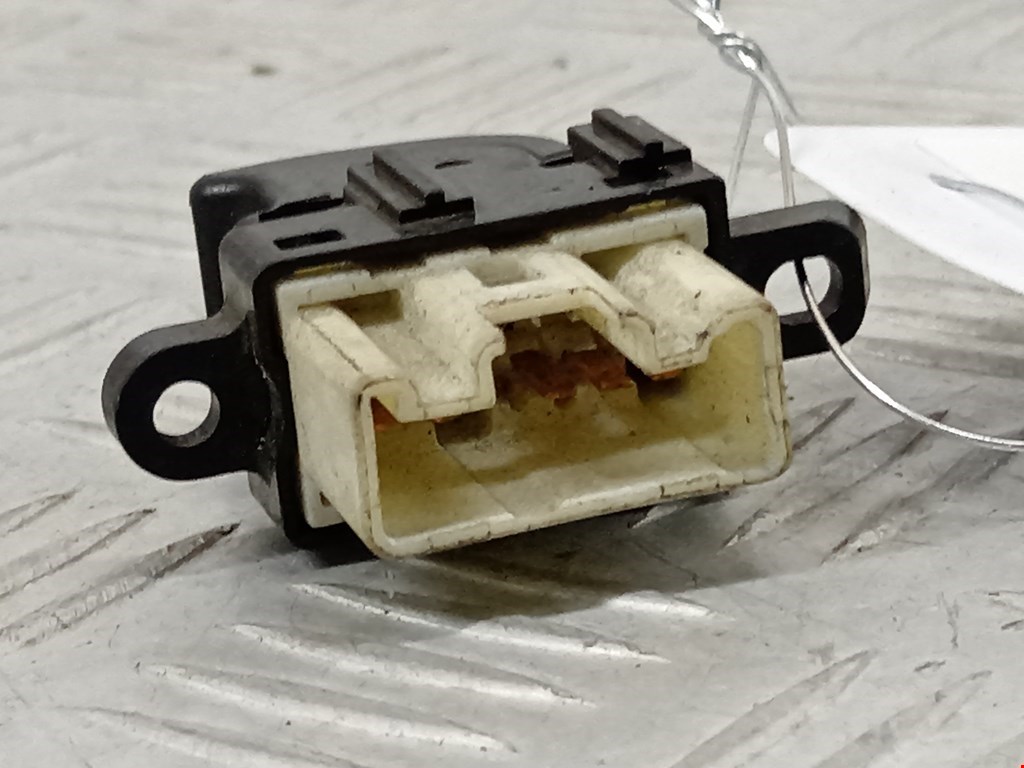 Кнопка стеклоподъемника MAZDA Mazda 6 GG 2000-2007