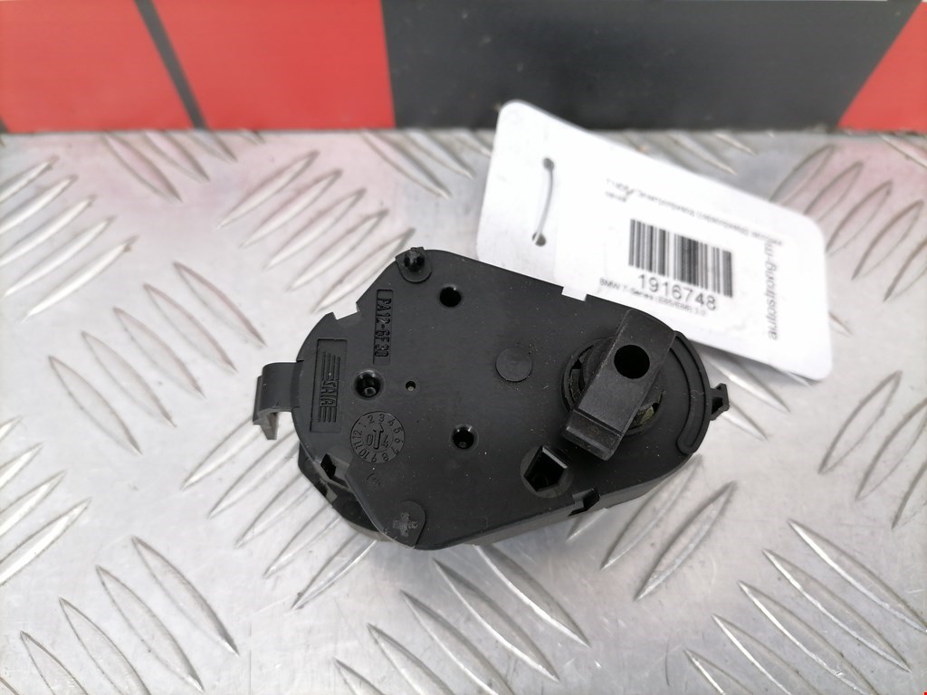 Моторчик заслонки печки BMW 7er 7 серия E65/E66 2001-2008