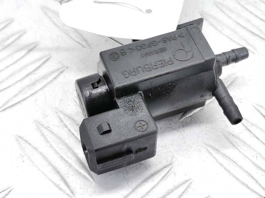 Клапан воздушного фильтра BMW 3-Series (E46) (1998-2007)