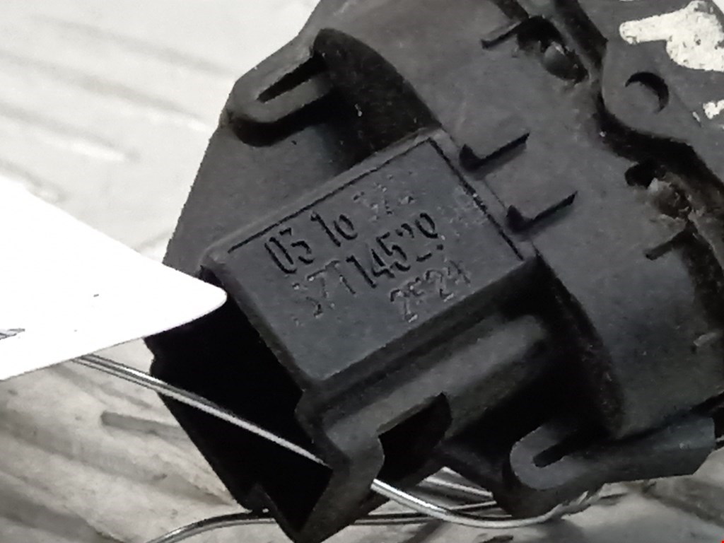 Кнопка стеклоподъемника FORD Mondeo III 2000-2007