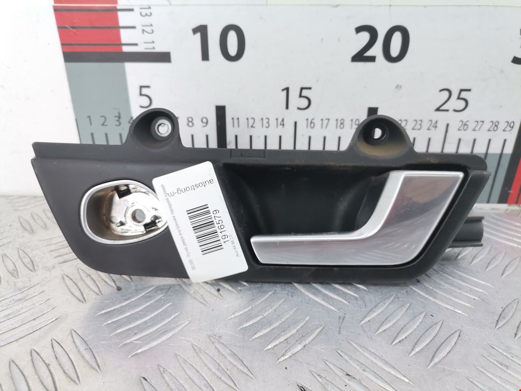 Ручка дверная передняя внутренняя правая AUDI A4 B6 2001-2005