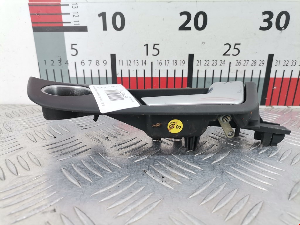 Ручка дверная передняя внутренняя правая AUDI A4 B6 2001-2005