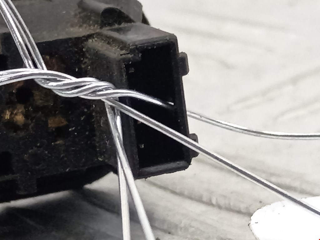 Кнопка стеклоподъемника OPEL Corsa C 2000-2006