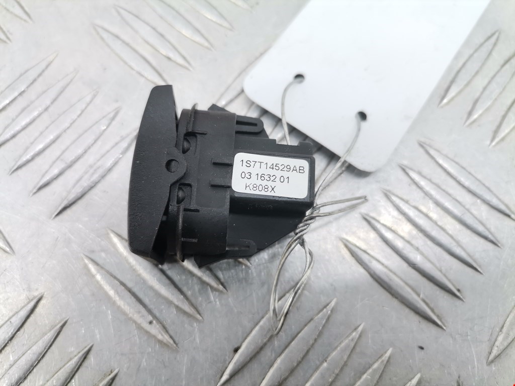 Кнопка стеклоподъемника FORD Mondeo III 2000-2007