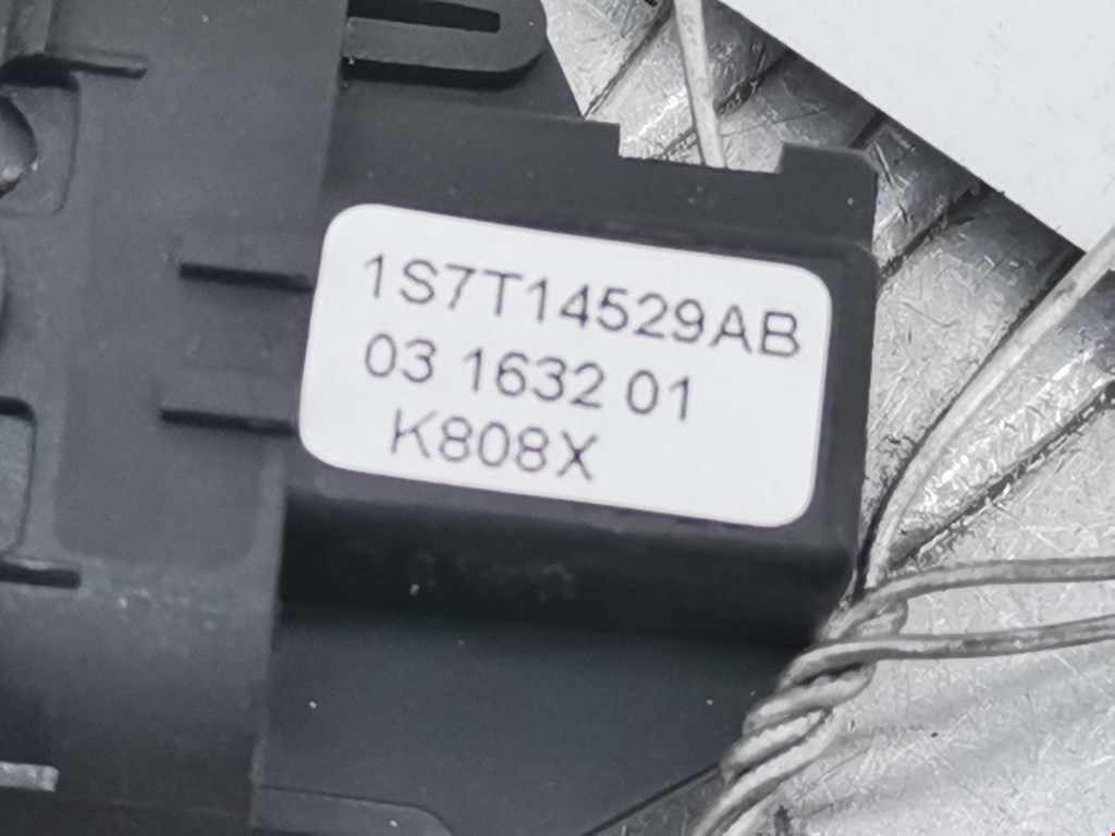 Кнопка стеклоподъемника FORD Mondeo III 2000-2007