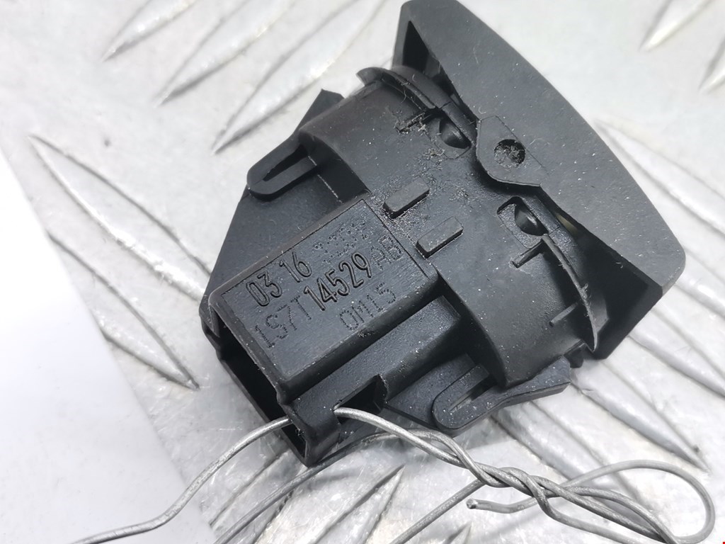 Кнопка стеклоподъемника FORD Mondeo III 2000-2007