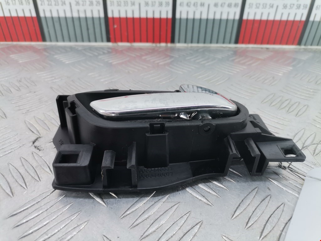 Ручка дверная задняя внутренняя правая CITROEN C3 2009-2016