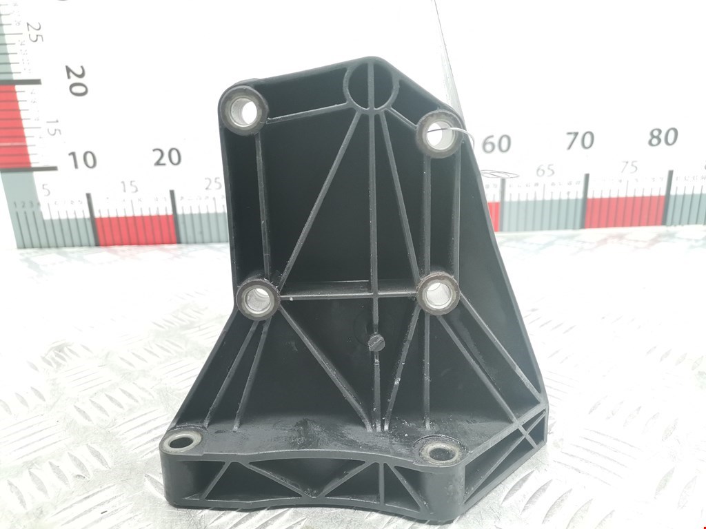 Кронштейн кондиционера BMW 7er 7 серия E65/E66 2001-2008