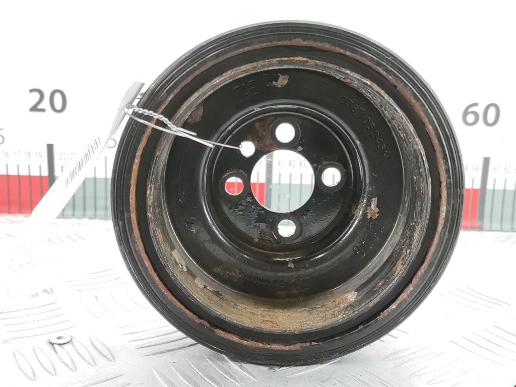 Шестерня коленвала (шкив) SKODA Rapid 2012-2020