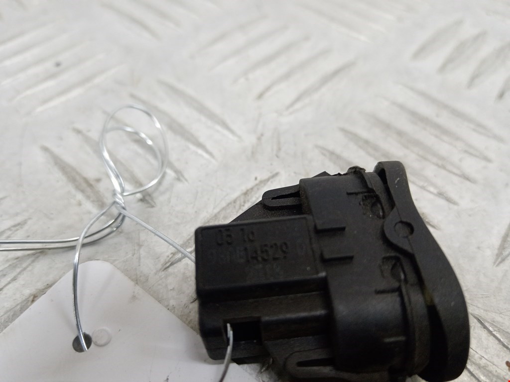 Кнопка стеклоподъемника FORD Focus I 1998-2005