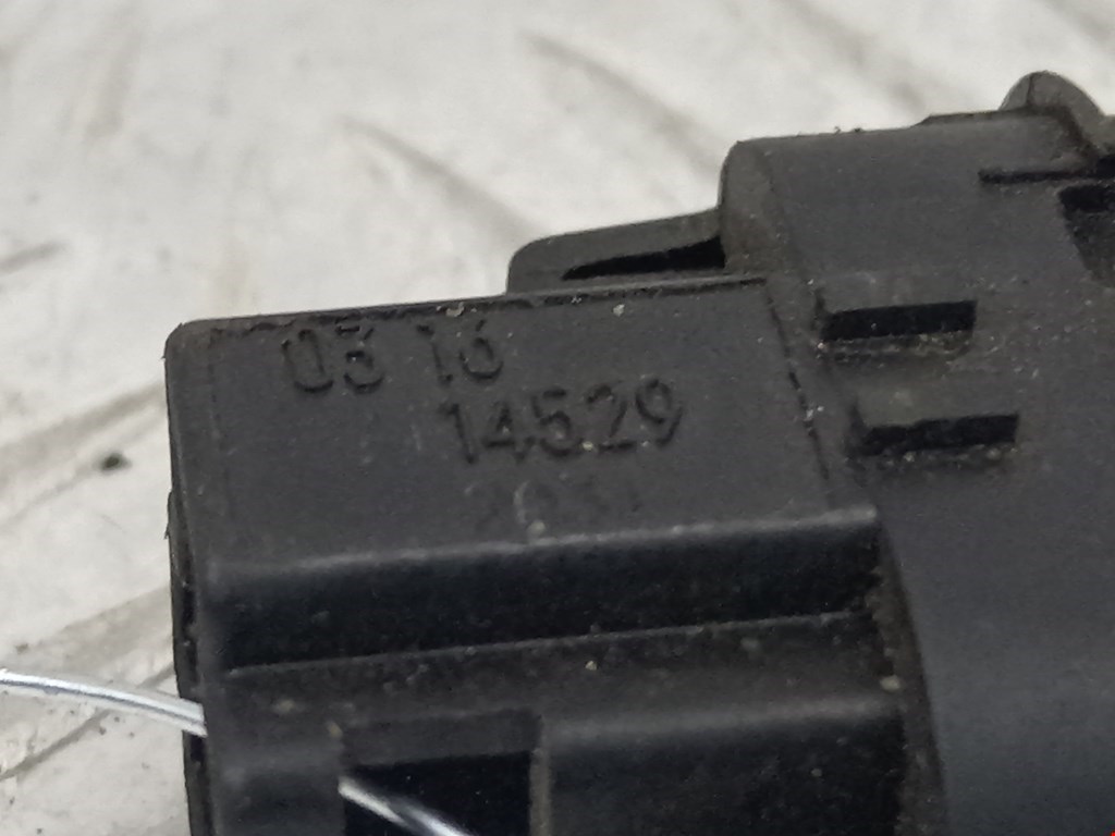 Кнопка стеклоподъемника FORD Focus I 1998-2005