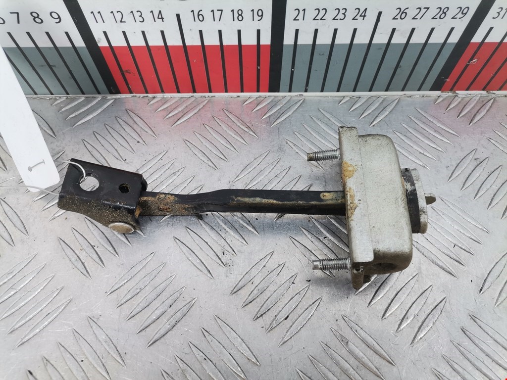 Ограничитель открывания двери FORD Kuga 2008-2012