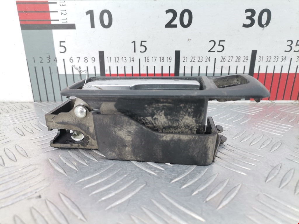 Ручка дверная задняя внутренняя правая FORD Kuga 2008-2012