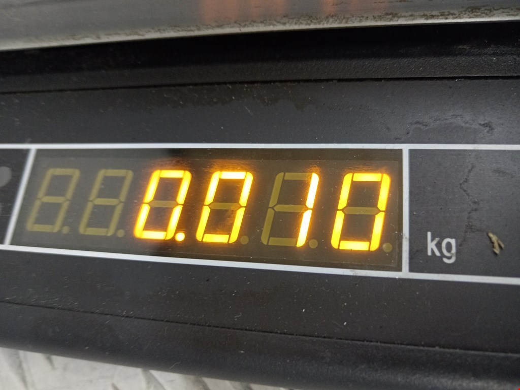 Кнопка стеклоподъемника SKODA Octavia A4 1U- 1997-2010