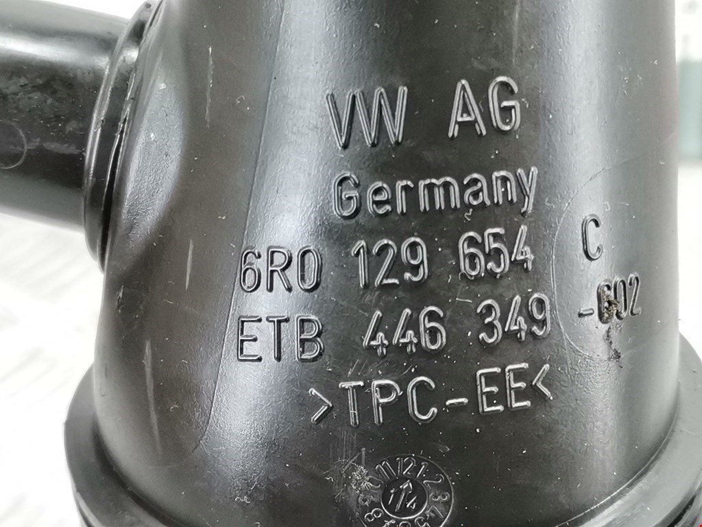 Патрубок воздушного фильтра SKODA Rapid 2012-2020