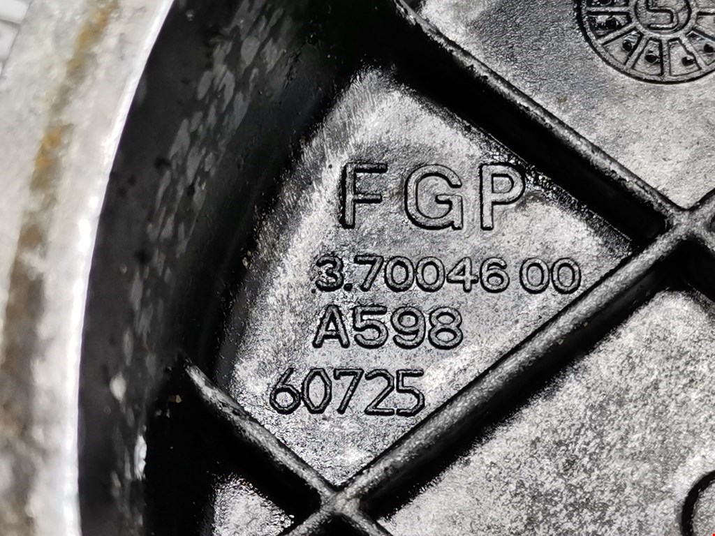 Крышка двигателя передняя OPEL Combo C 2001-2011