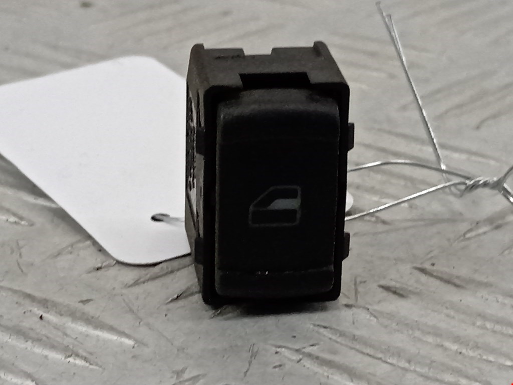 Кнопка стеклоподъемника SKODA Octavia A4 1U- 1997-2010