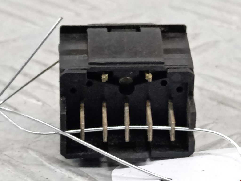 Кнопка стеклоподъемника CITROEN Xsara 1997-2000