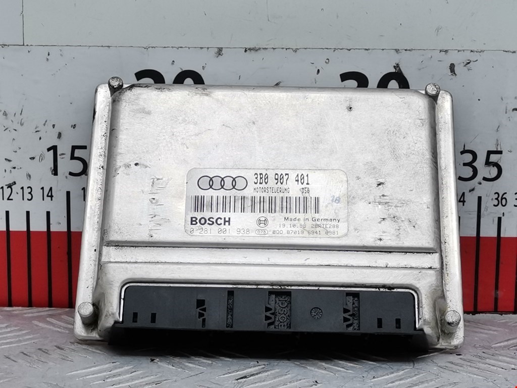 Блок управления двигателем Volkswagen Passat 5 (1996-2000)