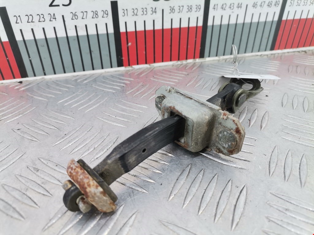 Ограничитель открывания двери SUBARU Forester I 1997-2002