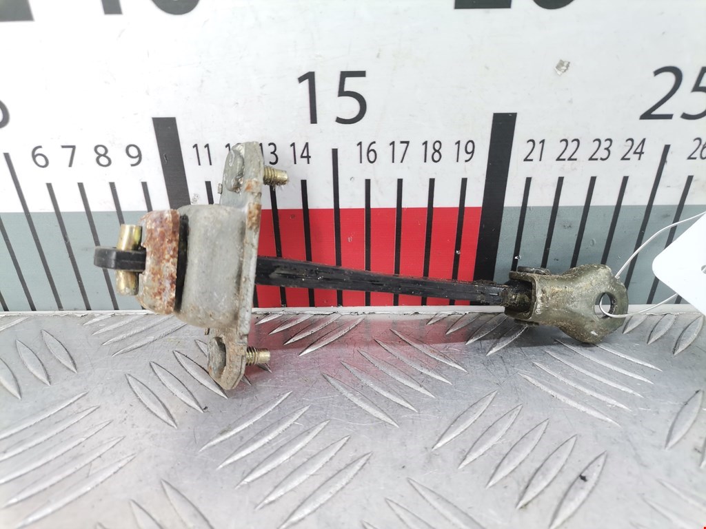 Ограничитель открывания двери SUBARU Forester I 1997-2002