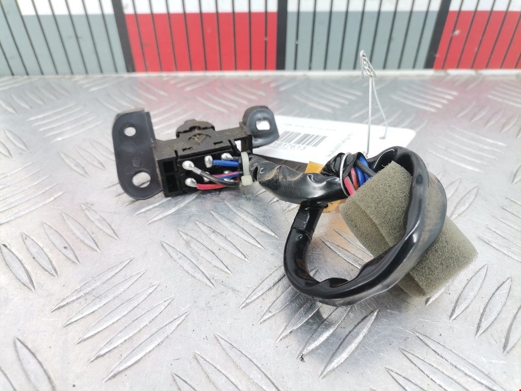 Кнопка стеклоподъемника SUBARU Forester I 1997-2002