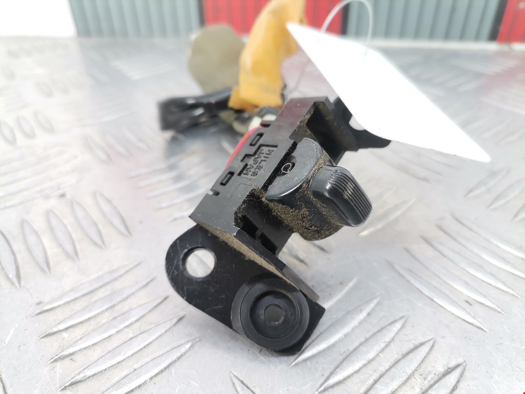 Кнопка стеклоподъемника SUBARU Forester I 1997-2002