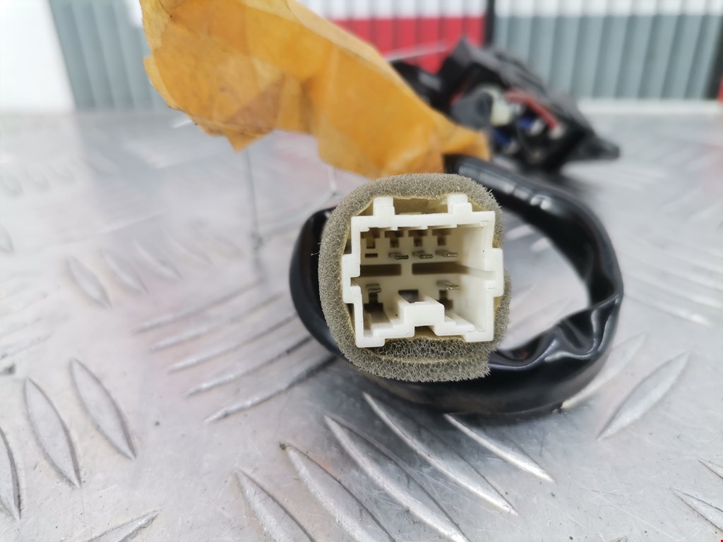 Кнопка стеклоподъемника SUBARU Forester I 1997-2002