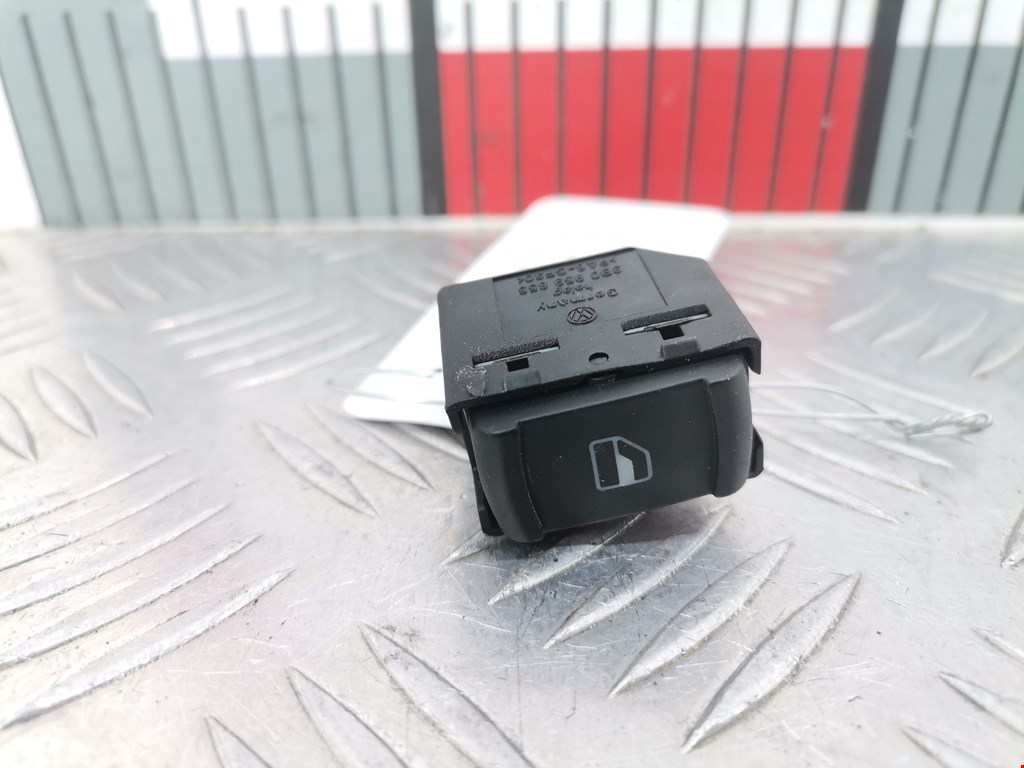 Кнопка стеклоподъемника VOLKSWAGEN Passat B5 1997-2005