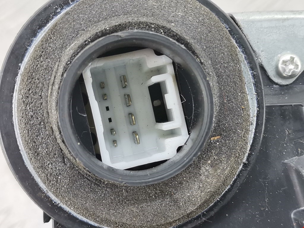 Замок двери задней правой TOYOTA RAV 4 XA30 2006-2012