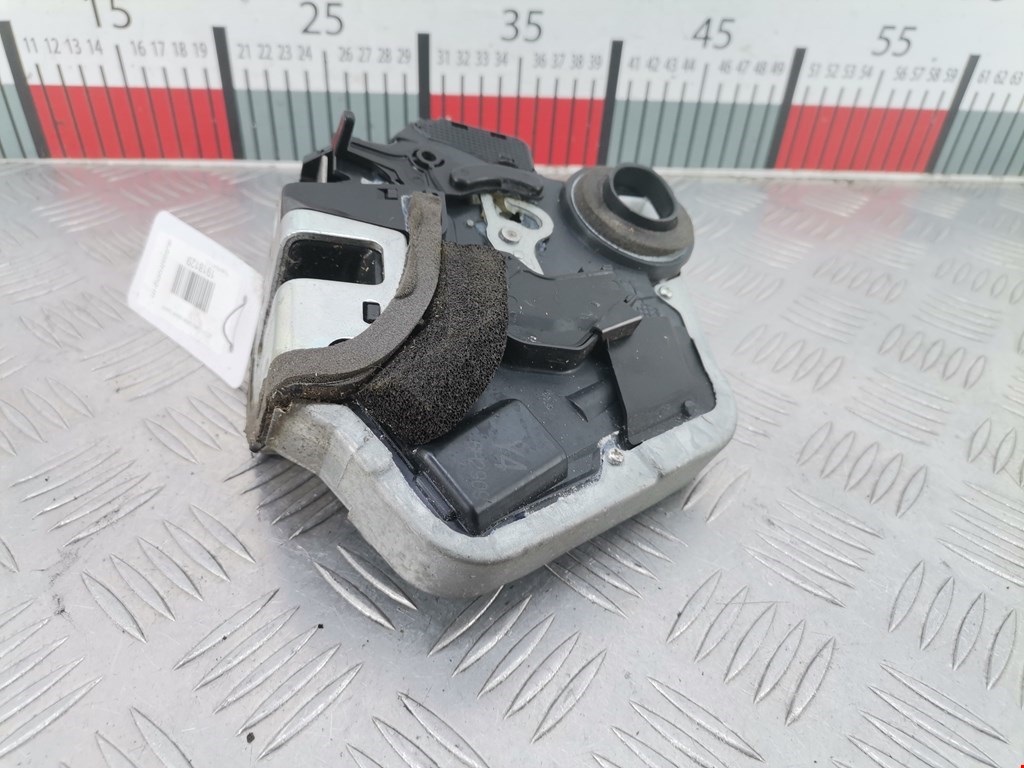 Замок двери задней правой TOYOTA RAV 4 XA30 2006-2012