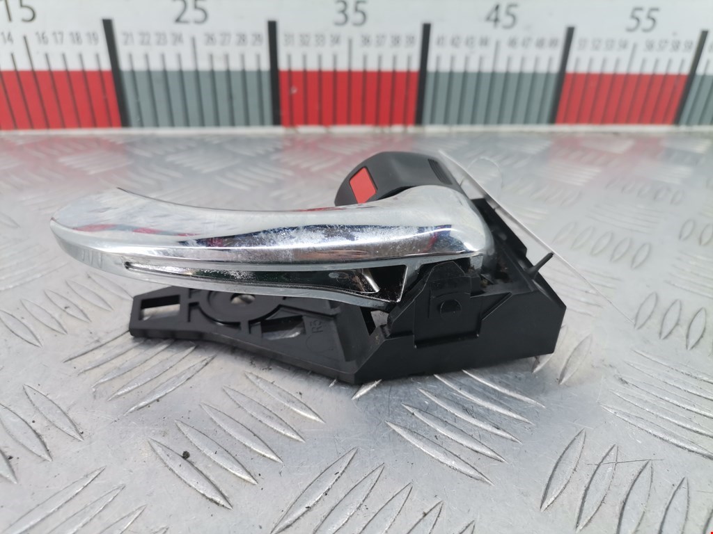 Ручка дверная задняя внутренняя правая TOYOTA RAV 4 XA30 2006-2012